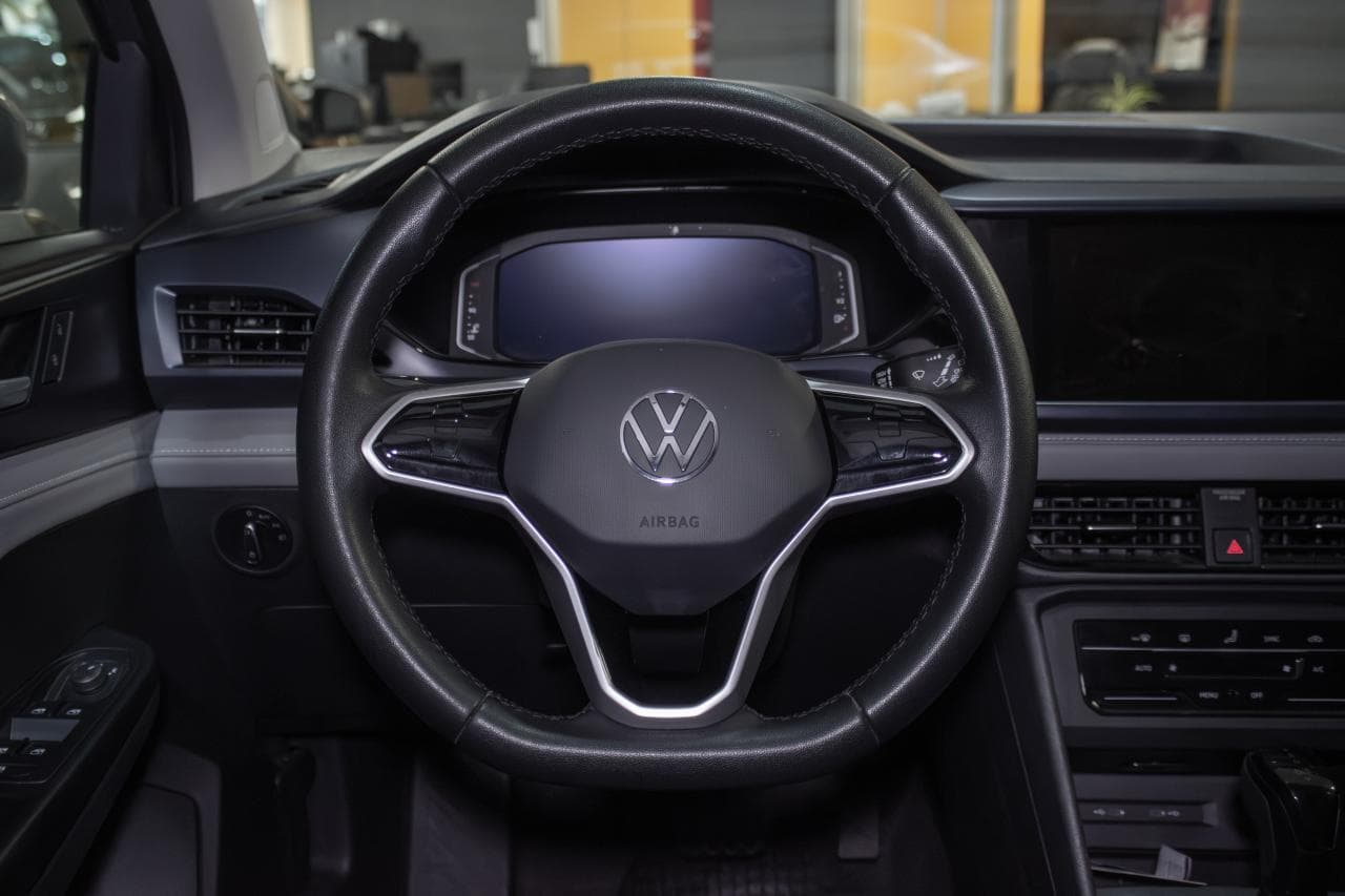 Volkswagen Taos Confortline foto 26