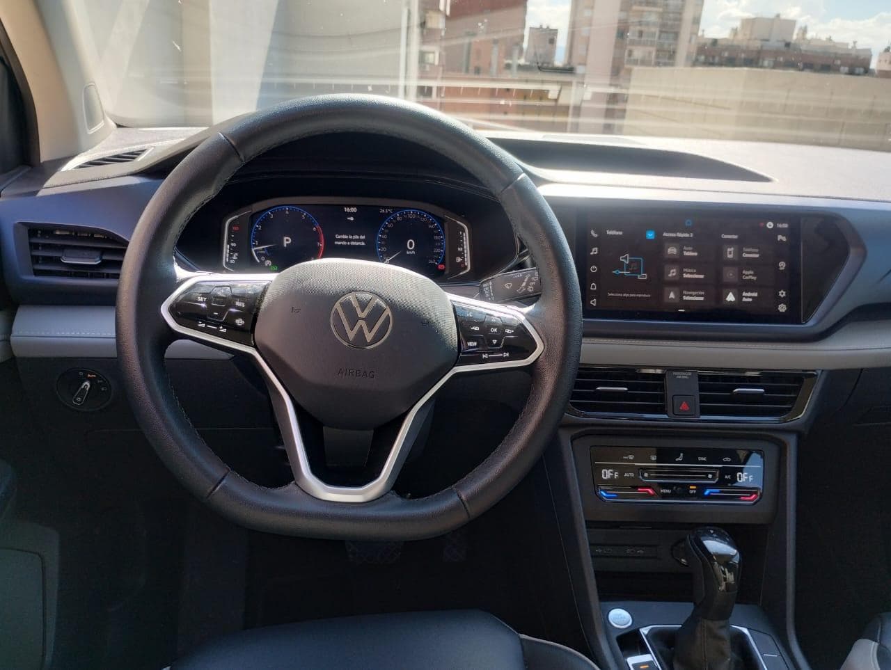 Volkswagen Taos Confortline foto 19