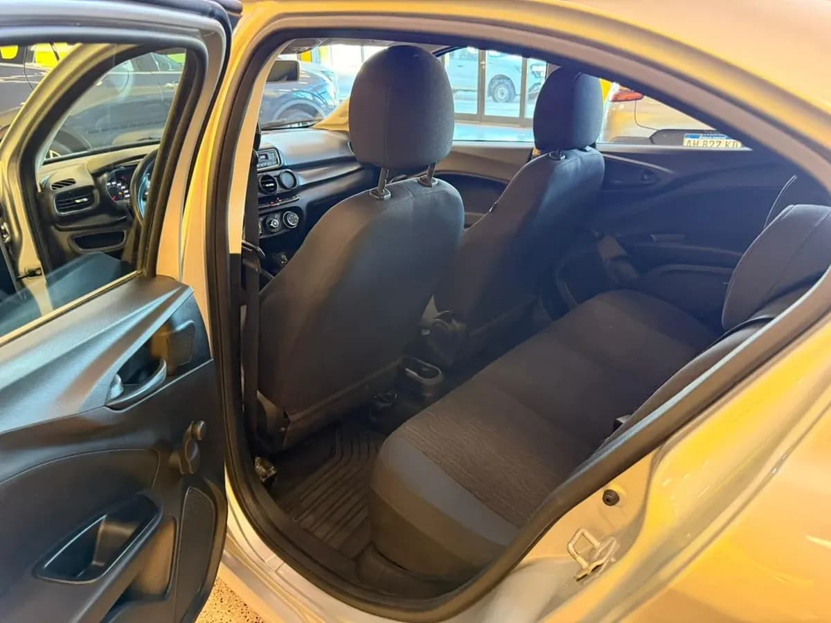 Fiat Cronos 1.3 Drive Mt foto 10