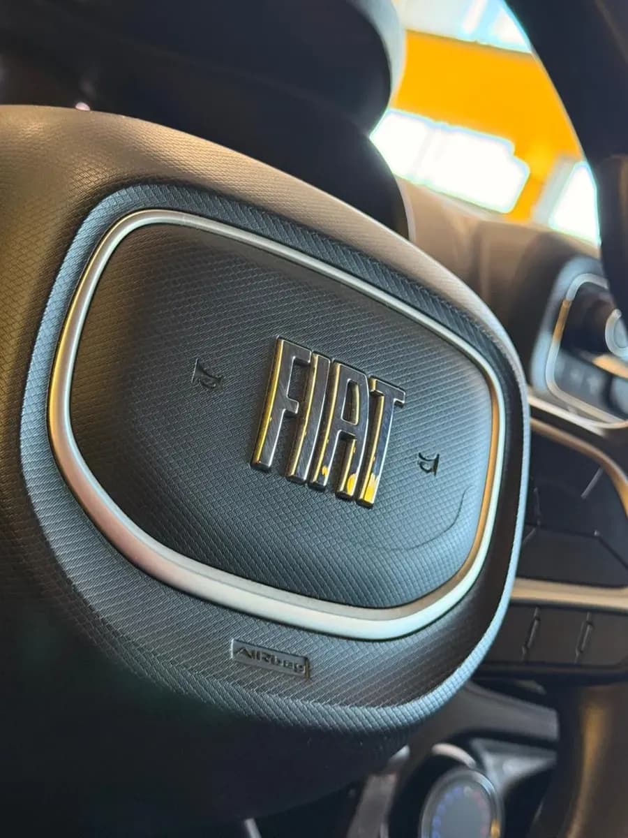 Fiat Cronos 1.3 Drive Mt foto 12