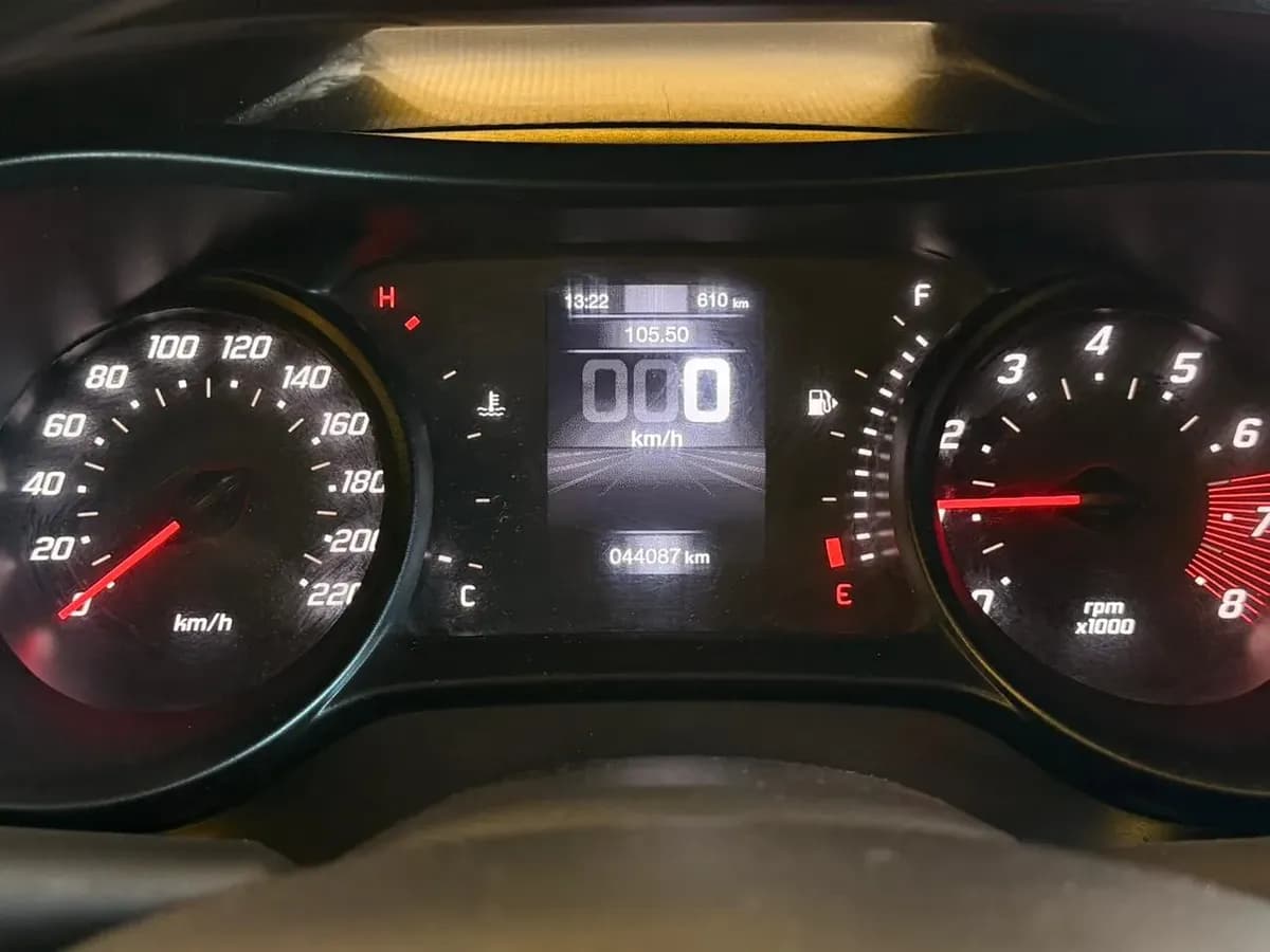 Fiat Cronos 1.3 Drive Mt foto 9